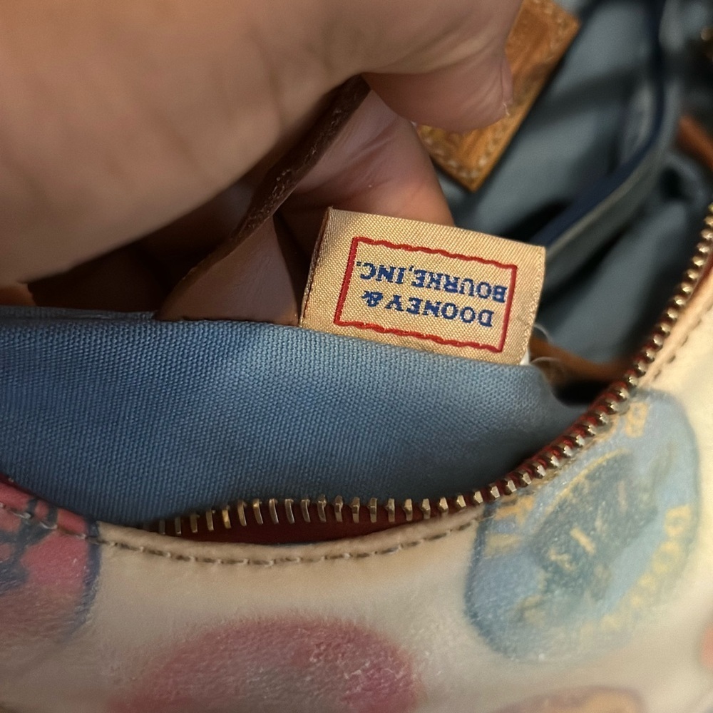 Y2K Vintage Dooney and Bourke Canvas Coated Small Shoulder Bag - Picture 12 of 16